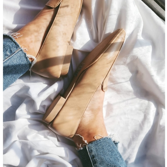 🚨The Belle// Camel vegan leather loafer Flat - Picture 5 of 5